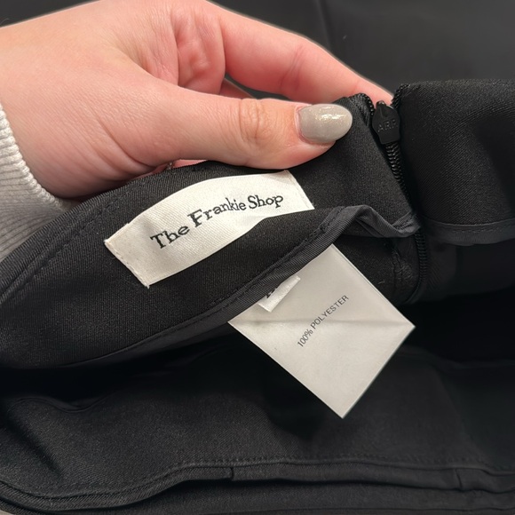 THE FRANKIE SHOP PAIGE WRAP SKORT - BLACK - Picture 4 of 5